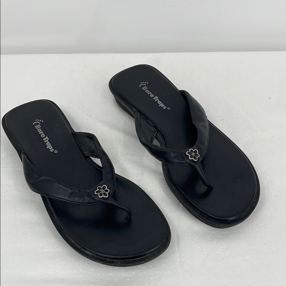 BARE TRAPS BAXTER SIZE 7 M Women's Black Sandals